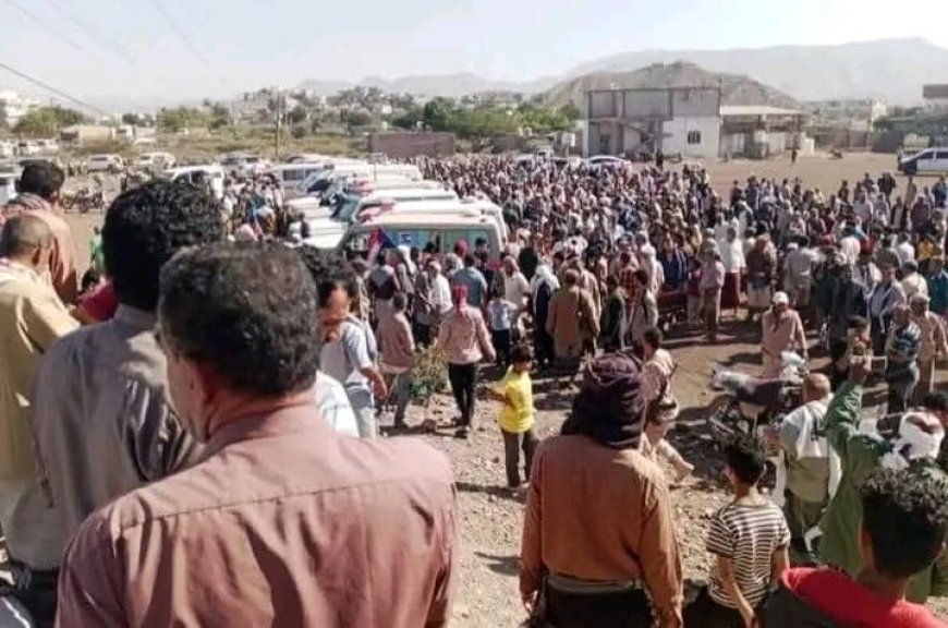 ردفان تشيع شهداء القوات الجنوبية وتندد بالاستهداف السعودي الغادر في حضرموت