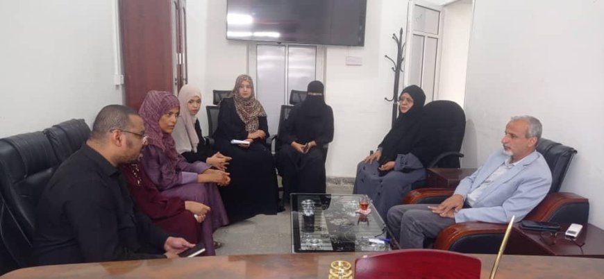 الوكيل الشبحي القائم بأعمال وزير الصحة العامة والسكان يلتقي وفد منظمة ADRA لبحث مشروع صحي جديد في بلادنا بدعم وتمويل أمريكي.