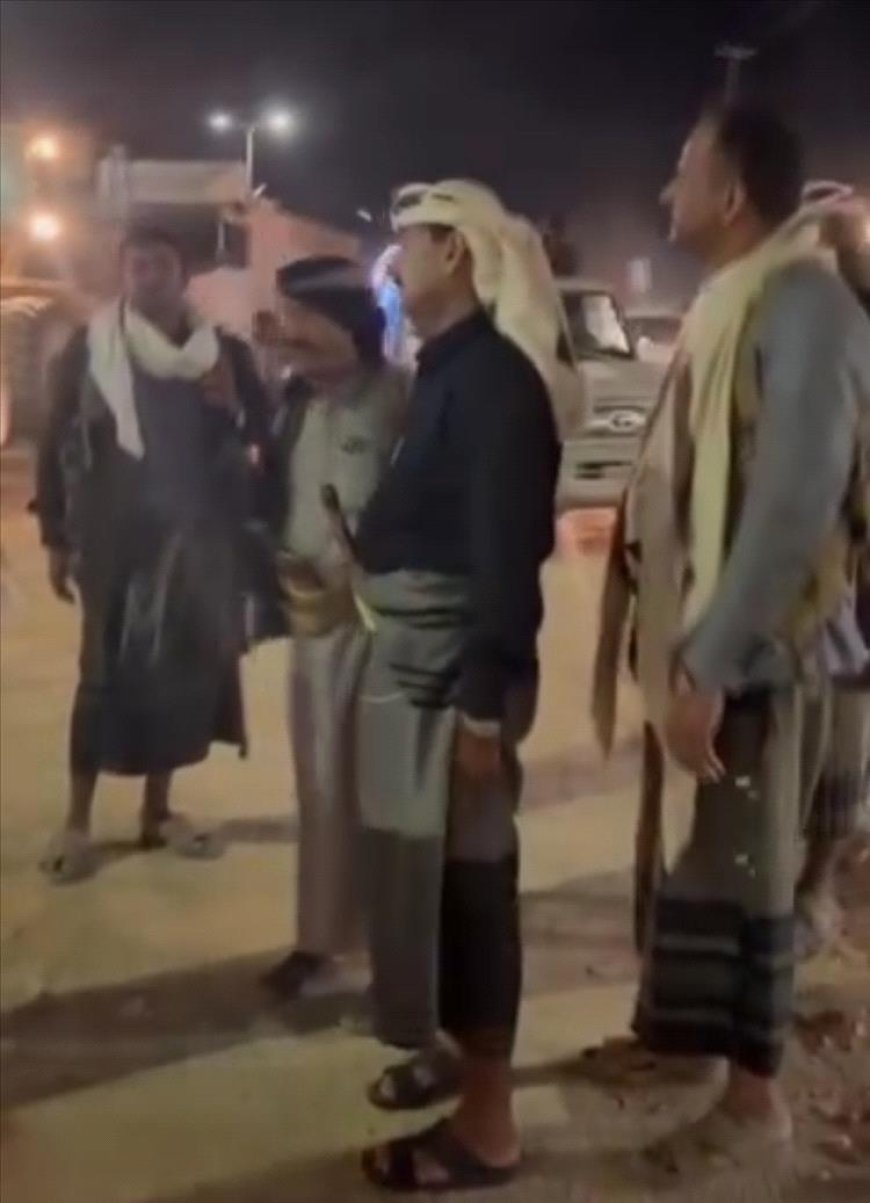 جولة مسائية للمحافظ بن الوزير تؤكد استقرار عتق ورفع الجاهزية الأمنية