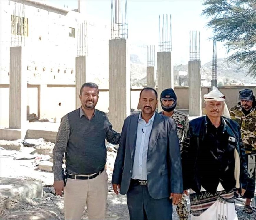 مدير عام قعطبة يبحث مع رئيس محكمة قعطبة الابتدائية سبل تعزيز العدالة واكتمال بناء مبنى للمحكمة