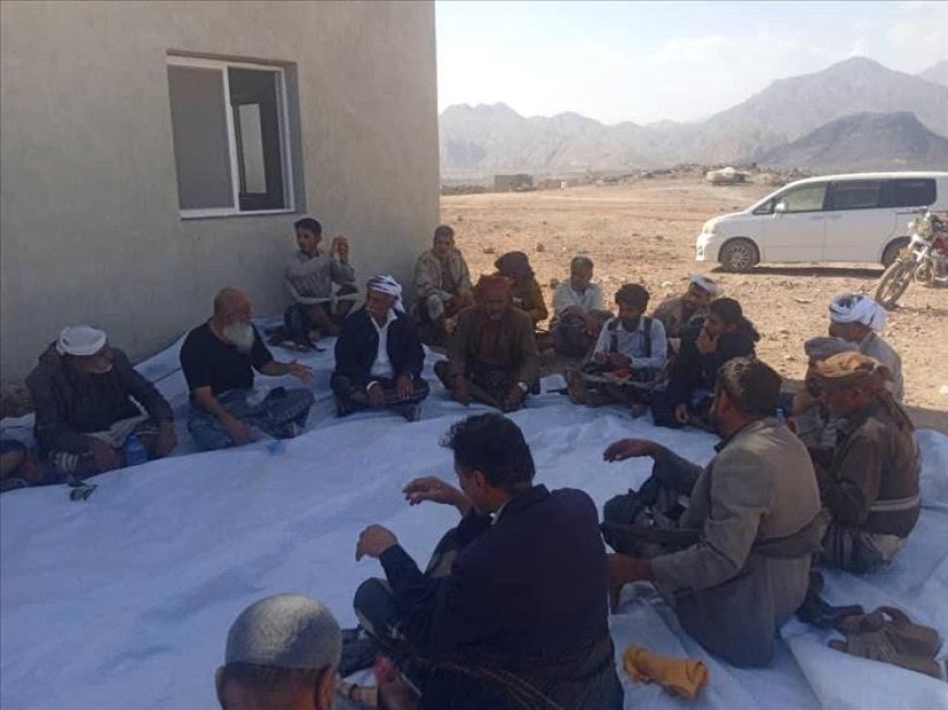 قيادة اللواء الثالث دعم وإسناد تبحث مع مشائخ مودية تحصين المديرية أمنيًا