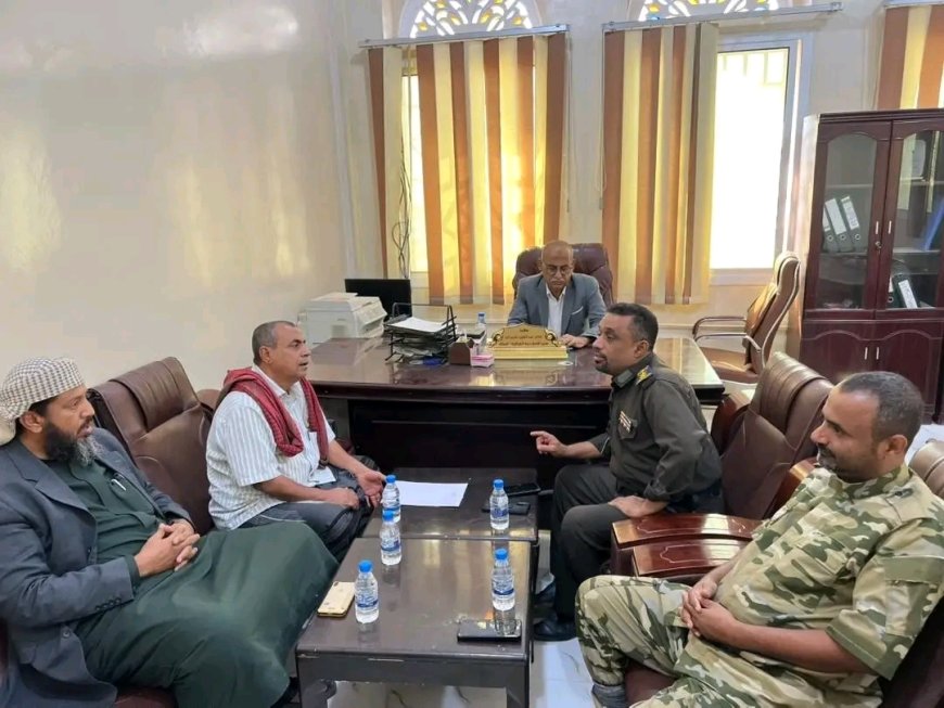 رئيس نيابة استئناف حضرموت ينفذ زيارة تفقدية للسجن المركزي ويؤكد قانونية أوضاع النزلاء