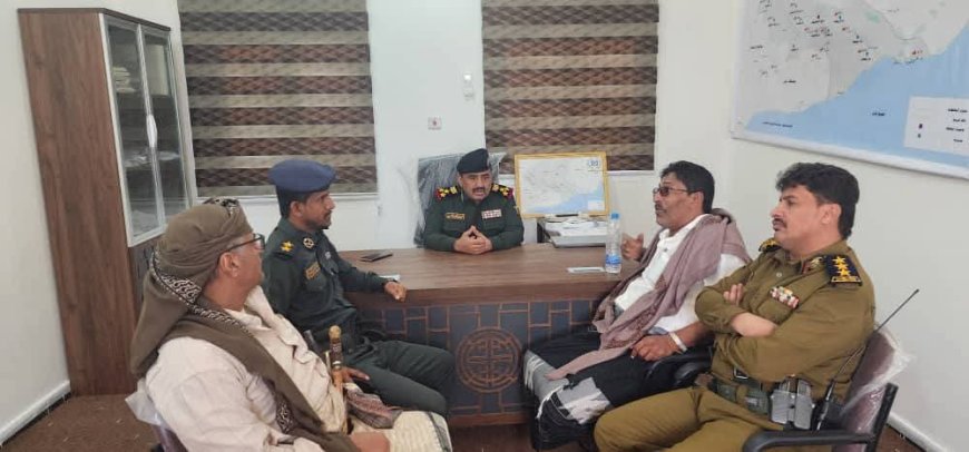 مدير عام شرطة شبوة يتفقد إدارة الأدلة الجنائية ويثمن جهود العاملين فيها