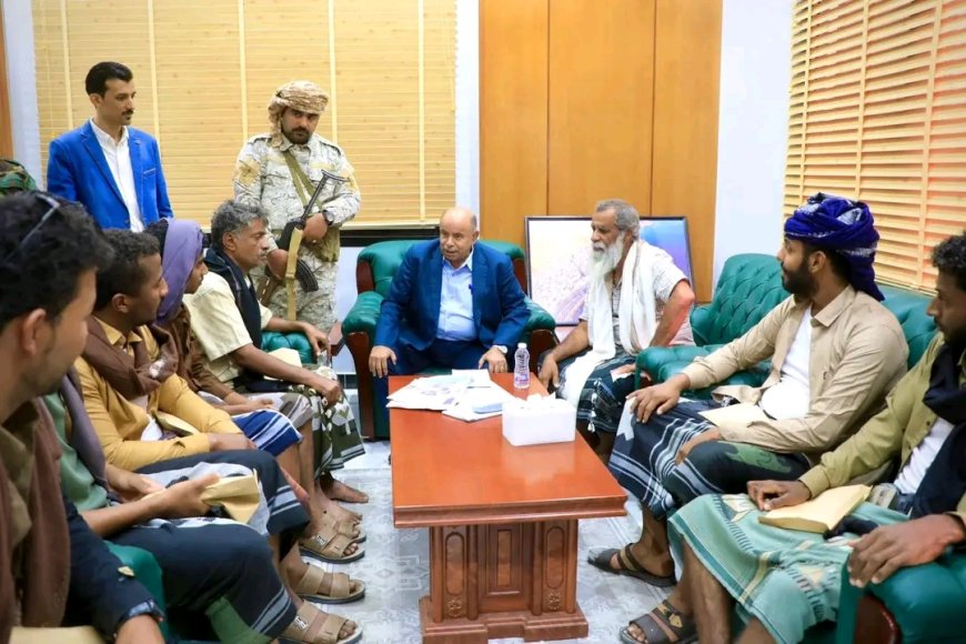 محافظ حضرموت يؤكد خلال لقائه عدد من الأسرى المفرج عنهم بفتح صفحة جديدة من التسامح والتعايش