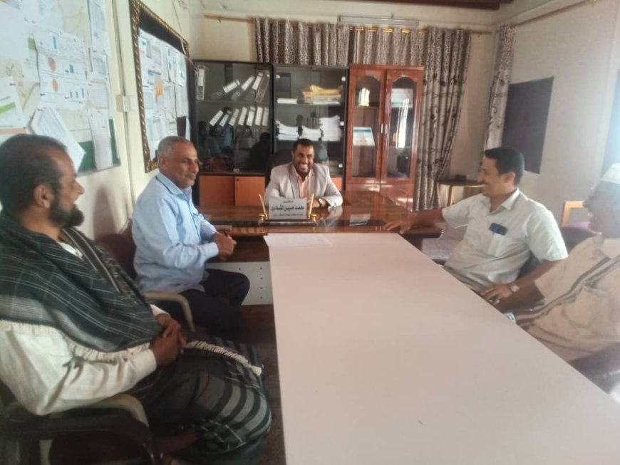 وكيل محافظة أبين يطلع على مستوى الجاهزية الصحية بمكتب الصحة العامة والسكان