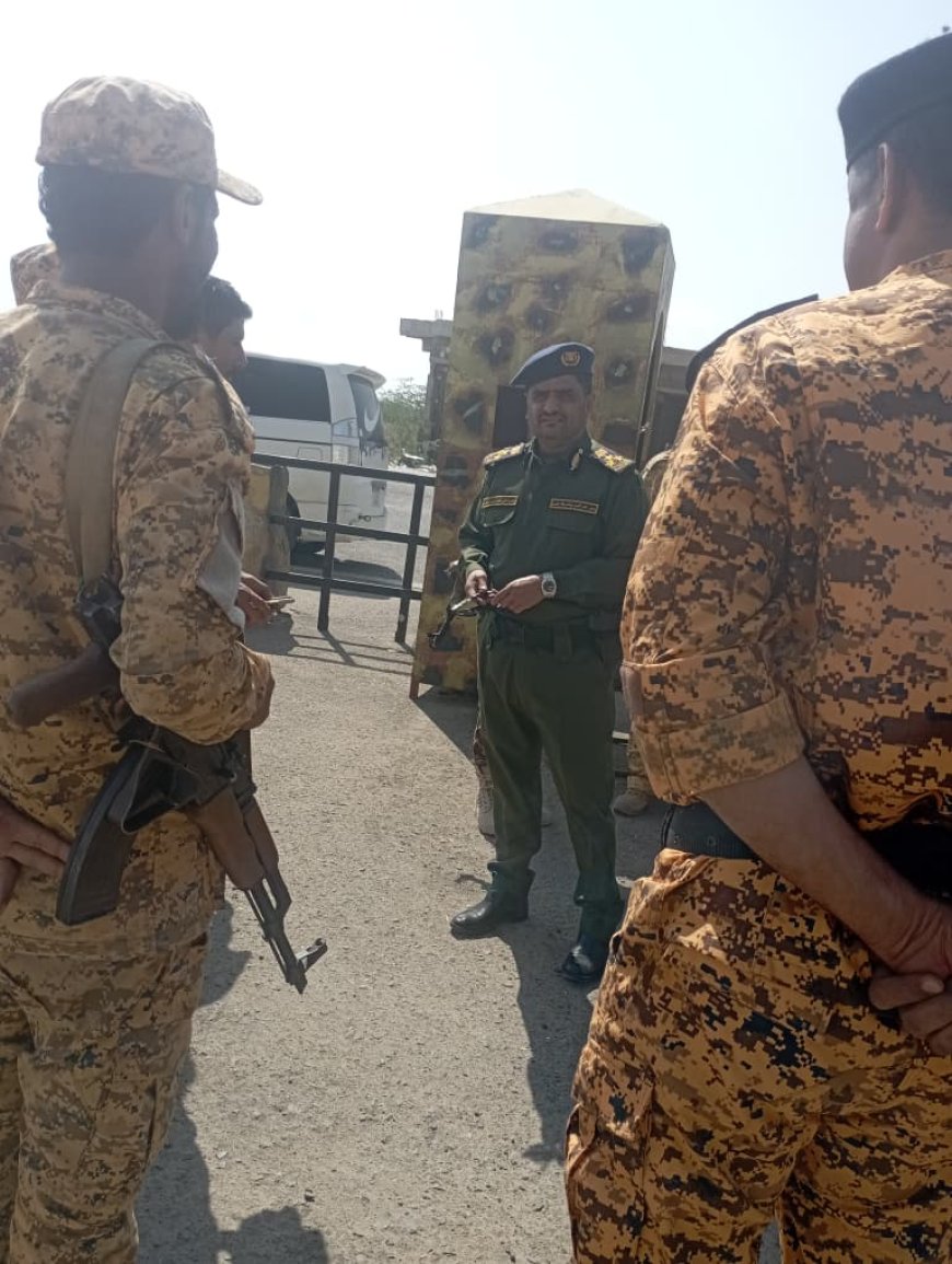 مدير عام أمن محافظة أبين يزور عددًا من المرافق العامة والخاصة في عاصمة المحافظة 