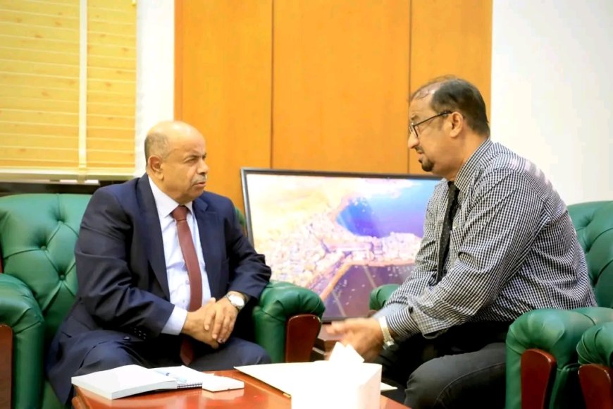 محافظ حضرموت يطّلع على خطط مكاتب الزراعة والري والمعاهد الصحية ومطابع الكتاب المدرسي بالمحافظة للعام 2026م