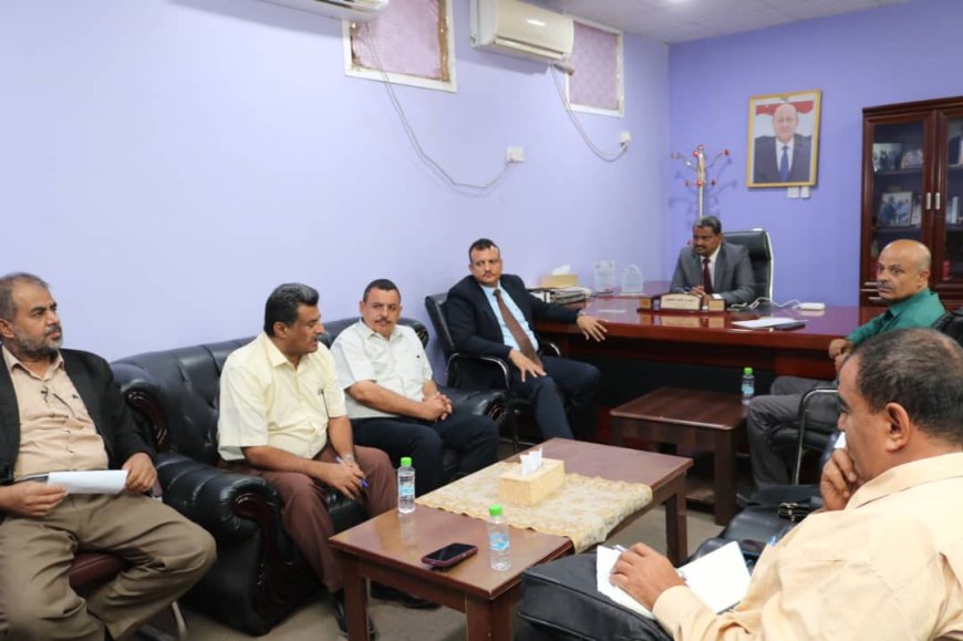 نائب وزير التعليم الفني يعقد اجتماع موسع لمناقشة خطط الوزراة العام 2026 