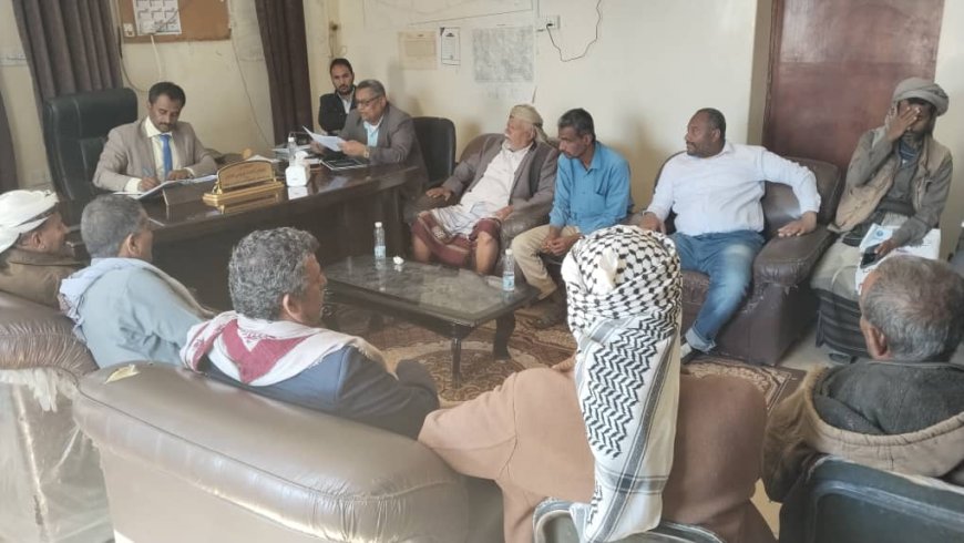 مكتب الأشغال العامة والطرق بشبوة يعقد اجتماعه الأول لشهر يناير ويقر خطة عمل 2026