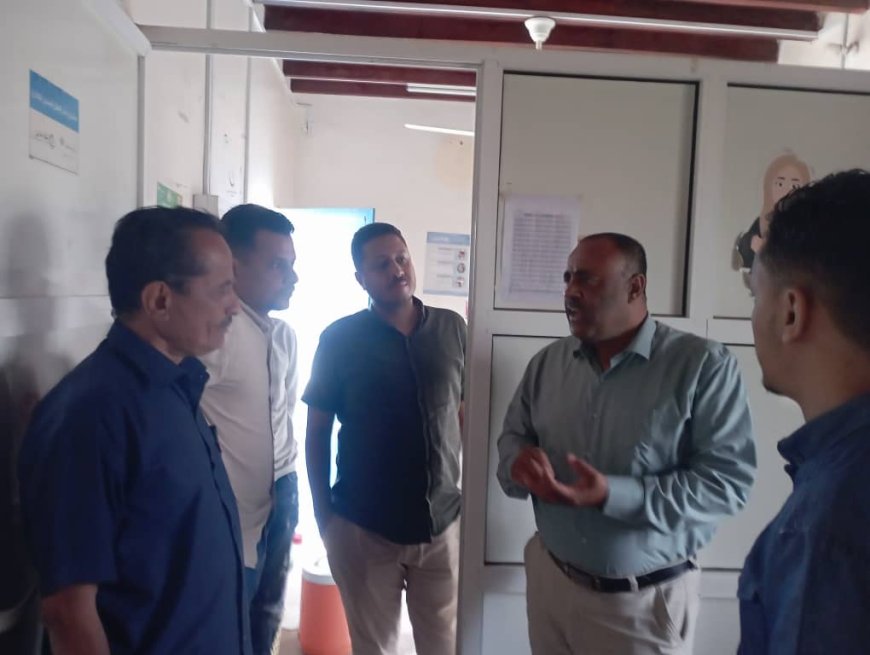 تدشين مشروع بناء المركز الصحي بقرية البيطرة بمديرية تبن بدعم من منظمة كير