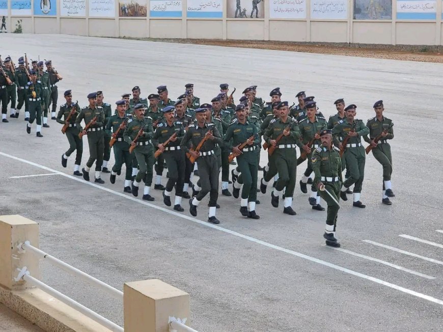 مدير كلية الشرطة حضرموت يؤكد أهمية الانضباط والتحصيل العلمي ويحث الطلاب على الاستعداد المبكر للامتحانات