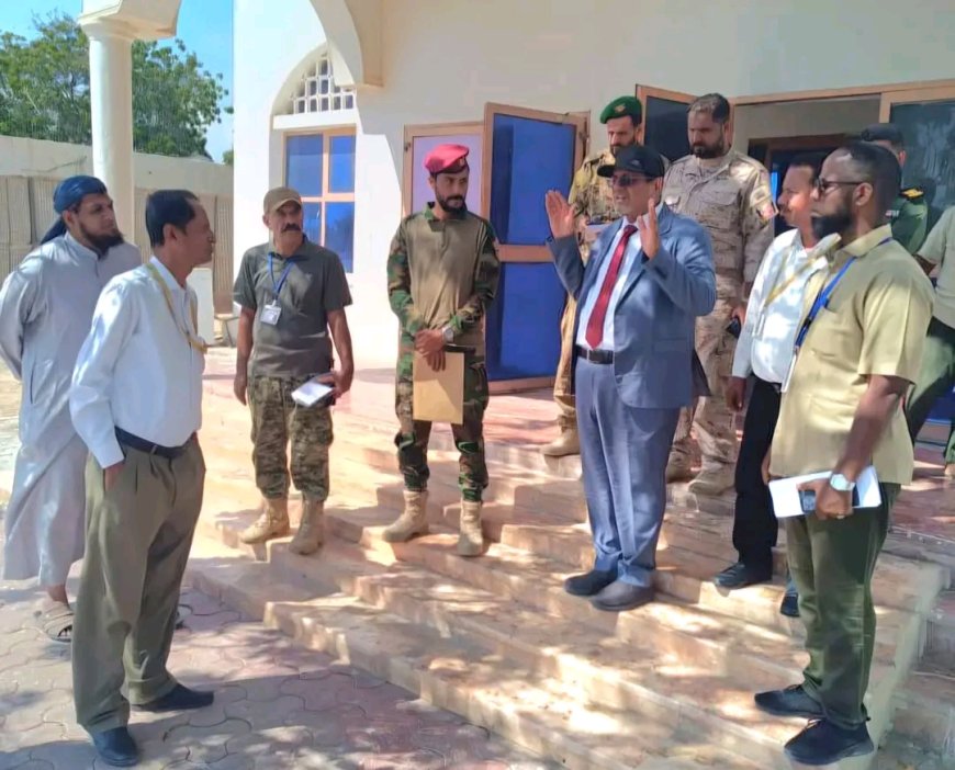 بتوجيهات القائم بأعمال وزير النقل.. رئيس هيئة الطيران يطلع على الترتيبات النهائية لإعادة تشغيل مطار الريان الدولي