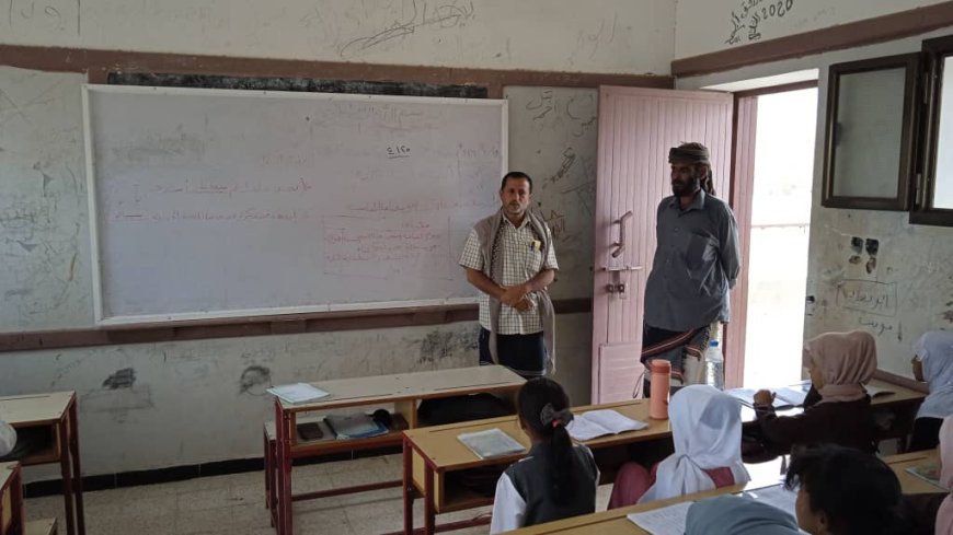 مدير تربية المحفد يتفقد سير العملية التعليمية في مجمع الكفاه التربوي