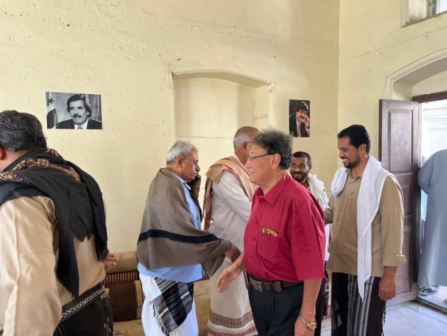 منظمة الحزب الاشتراكي بحضرموت تستقبل جموع المعزين في وفاة المناضل علي سالم البيض