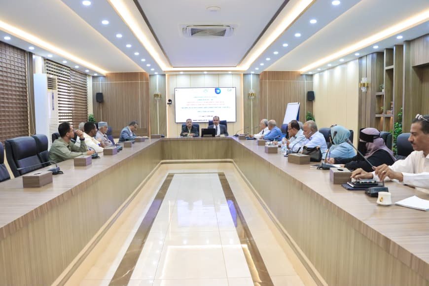 برعاية الوزير السقطري.. انعقاد لقاء تشاوري بشأن إعداد ورقة سياسات وخطة استراتيجية لمحصولي البن والفاكهة في اليمن