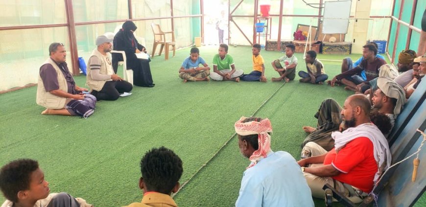 نزول ميداني لمديرة التثقيف والإعلام الصحي بلحج للإشراف على متطوعي مشروع شبكة الآباء بتبن