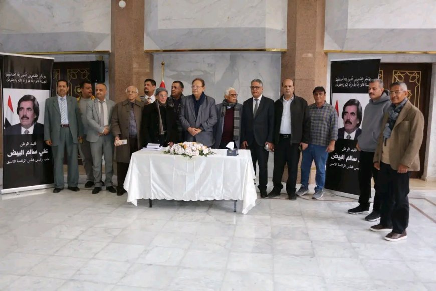 في حضور رسمي وشعبي .. السفارة اليمنية بجمهورية مصر العربية تستقبل المعزين في وفاة الرئيس علي سالم البيض