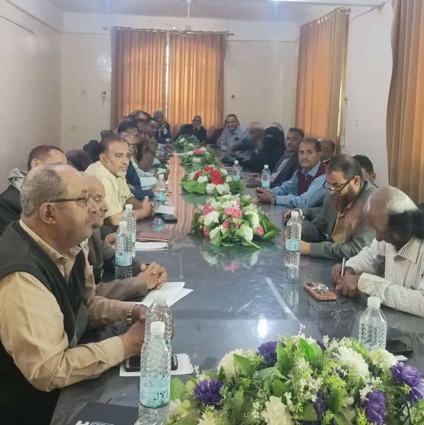 المكتب التنفيذي بالضالع يعقد اجتماعه الدوري 