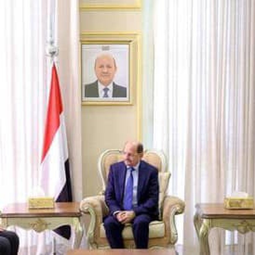 المبعدين المدنيين يناشدون رئيس الوزراء بصرف مرتباتهم المتوقفة 