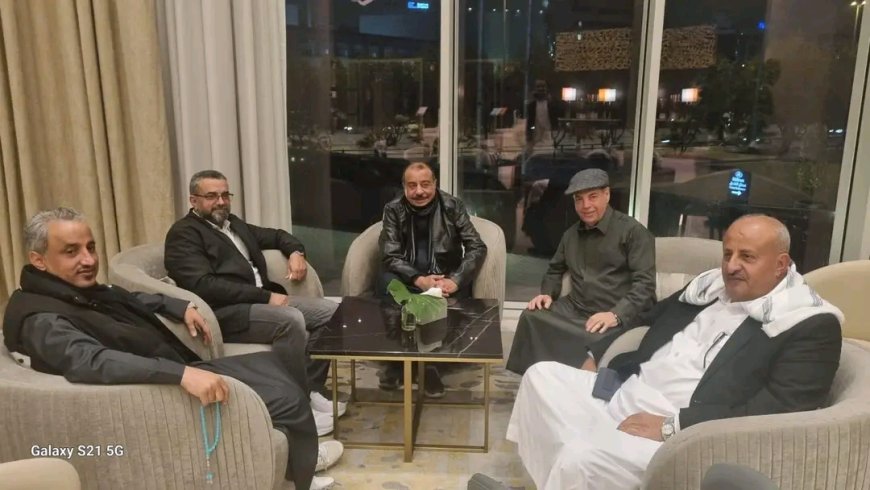 اللواء بن بريك يلتقي بشخصيات اجتماعية وقبلية جنوبية في الرياض