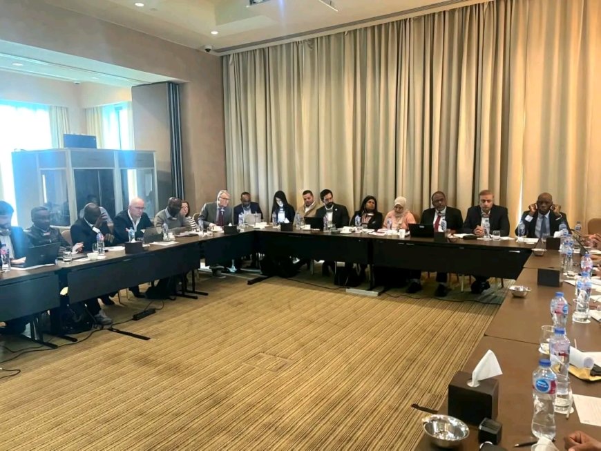 في إطار جهود ومتابعة الوزير السقطري… اجتماع رفيع في القاهرة يناقش مع البنك الدولي مشروع دعم سلسلة قيمة الألبان بـ100 مليون دولار