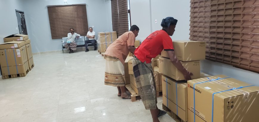 برعاية عضو مجلس القيادة الرئاسي محافظ محافظة حضرموت.. إستلام الدفعه الأولى من أجهزة المختبرات التابعة للمركز التجاري للعسل بمديرية القطن