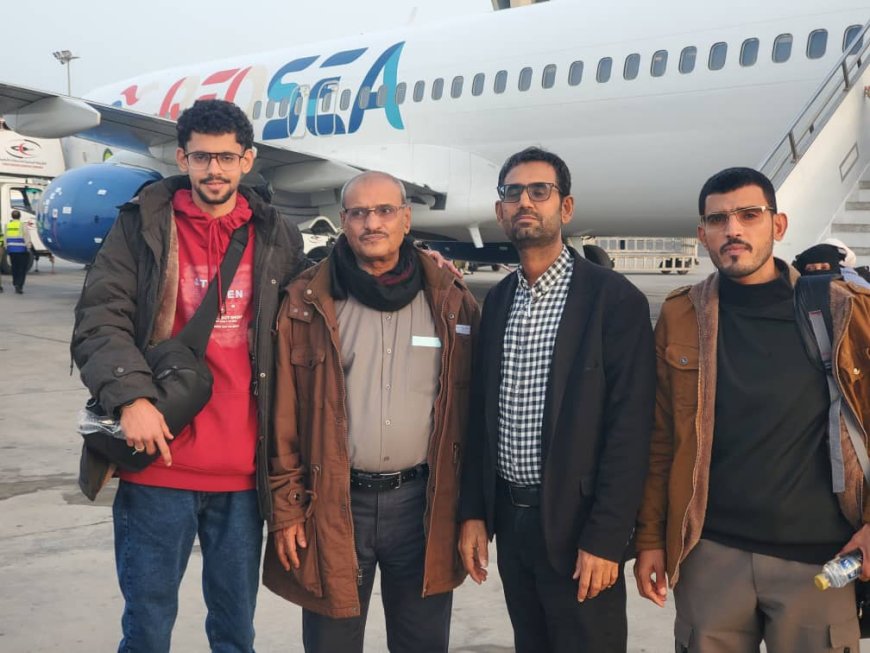 عودة الإعلامي عبدالرقيب السنيدي من القاهرة بعد إجراء عملية جراحية في العمود الفقري