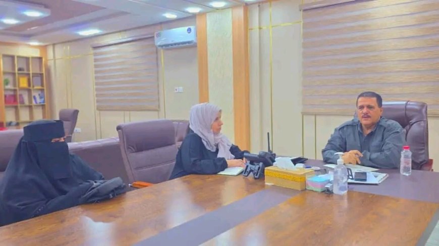 اللجنة الوطنية للتحقيق تلتقي نائب مدير أمن عدن وتنفذ نزولًا ميدانيًا إلى عدد من مراكز الاحتجاز