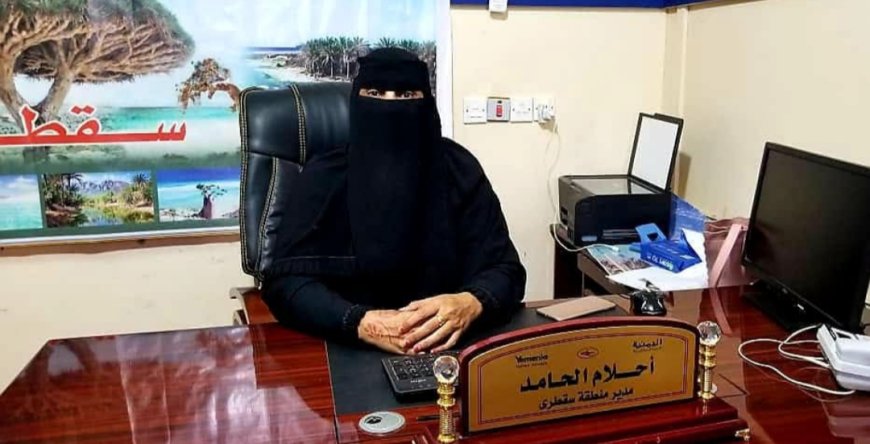 حركة جوية غير اعتيادية في سقطرى.. مدير مكتب طيران اليمنية يكشف التفاصيل