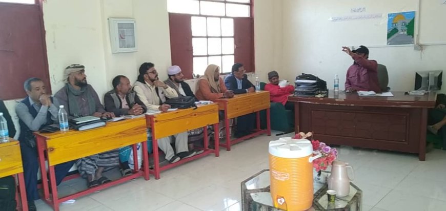 فريق التوجيه الفني يزور مدرسة القعيطي بنين بلبعوس