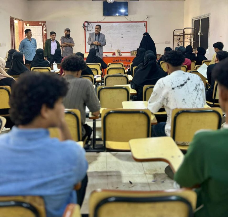 كلية اللغات والترجمة بجامعة عدن تدشن الفصل الدراسي الثاني