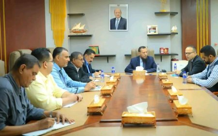 محافظ عدن يناقش مع المفوضية السامية برنامج العودة الطوعية ويطلع على سير عمل المشروع الاستراتيجي للصرف الصحي