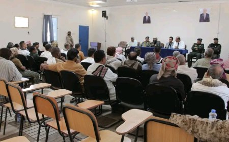 الوكيل الجيلاني يترأس اجتماعًا أمنيًا بالمكلا لتعزيز الشراكة المجتمعية والحفاظ على الأمن