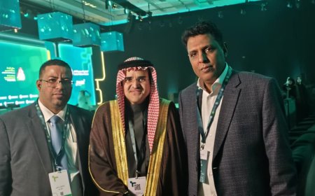 إعلام حلف قبائل حضرموت يشارك في افتتاح المنتدى السعودي للإعلام السادس بالرياض