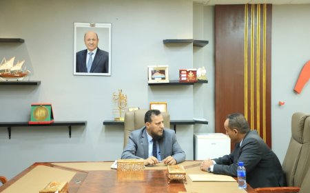محافظ عدن يؤكد دعم السلطة المحلية للتعليم المهني والتأهيل الأكاديمي