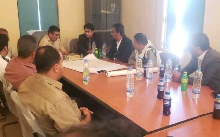 مكتب الأشغال وهيئة الأراضي بشبوة تدشن المخططات العمرانية الجديدة بمديرية الروضة