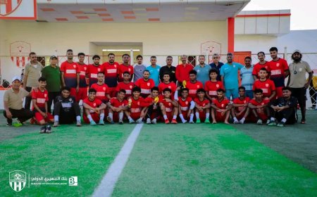 نادي شعب حضرموت يُكرّم "نجوم الشهر" بحضور أساطير الزمن الجميل