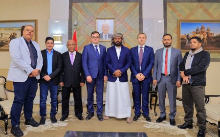 بن حبريش يبحث مع سفير روسيا الاتحادية لدى اليمن مستجدات الأوضاع في البلاد