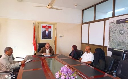 وكيل أول تعز يبحث تدخلات برنامج صندوق دعم اليمن بمنظمة كيمونيكس البريطانية