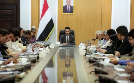 بتوجيهات عضو مجلس القيادة محافظ حضرموت.. الوكيل الجيلاني يترأس الاجتماع الاعتيادي الأول للمكتب التنفيذي بساحل حضرموت للعام 2026م