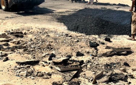 أعمال صيانة وتأهيل للخط العام النشيمة - عين با معبد وخط رضوم الفرعي بمحافظة شبوة