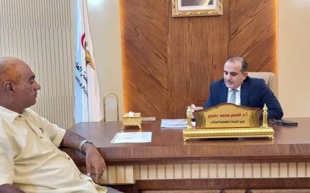 باجميل يهنئ معالي الدكتور بحيبح بمناسبة منحه الثقة وزيراً للصحة في الحكومة الجديدة