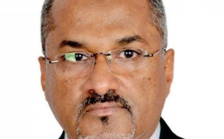 ستشار محافظة أبين يبعث برقية تهنئة للمهندس بدر محمد مبارك باسلمه وزير الإدارة المحلية