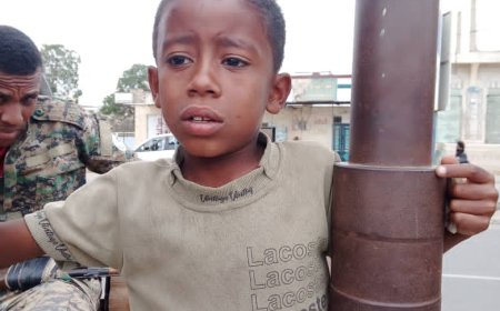 العثور على طفل مفقود خلف معسكر القوات الخاصة في الحوطة