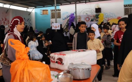 مدرسة اجيال الغد الأهلية بتبن تقيم مهرجان وطبق خيري لصالح مرضى السرطان