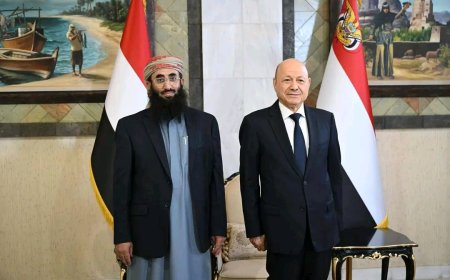 وزير الأوقاف والإرشاد يؤدي اليمين الدستورية ضمن الحكومة برئاسة الدكتور شائع الزنداني