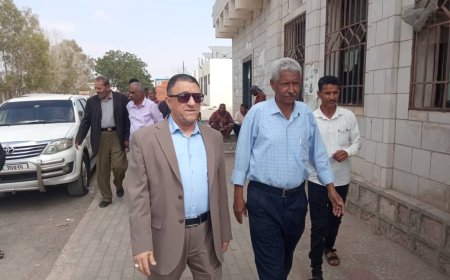 تدشين المخيم الطبي للعمليات الجراحية لللوزتين بمستشفى زنجبار