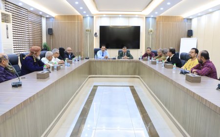 الزراعة والأسماك والصناعة والتجارة يناقشان متابعة آليات تسويق الأسماك بعدن