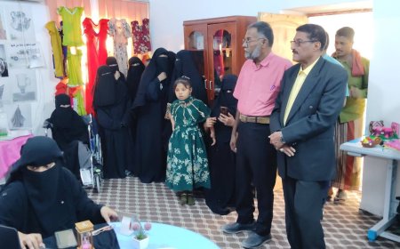 مدير عام مديرية تريم يفتتح معرض وبازار مشغل الأمل النسوي لذوي الهمم