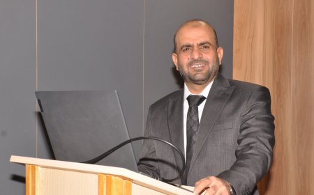 عضو مجلس القيادة الخنبشي يصدر قرارا بتكليف الدكتور نبيل بن عيفان مديرا عاما للهيئة العامة للشئون البحرية بالمكلا